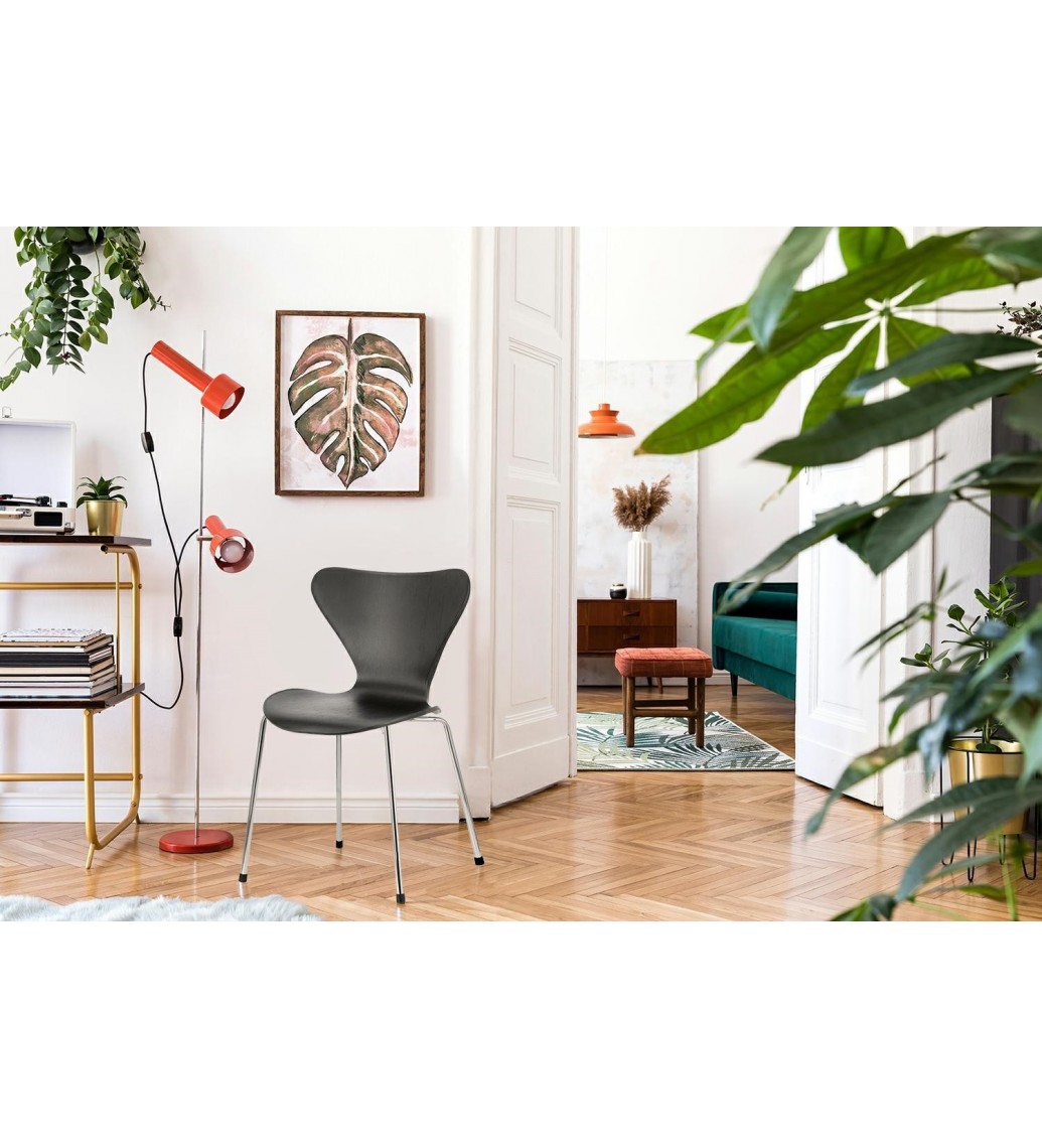 Krzesło MARTINUS czarne do salonu oraz jadalni urządzonej w stylu nowoczesnym oraz klasycznym