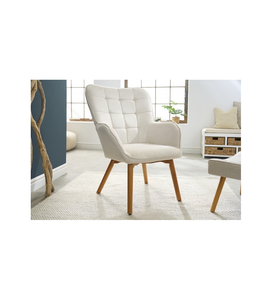 Fotel RAMIRO będzie idealnym elementem wystroju wnętrz w stylu skandynawskim, klasycznym oraz nowoczesnym.