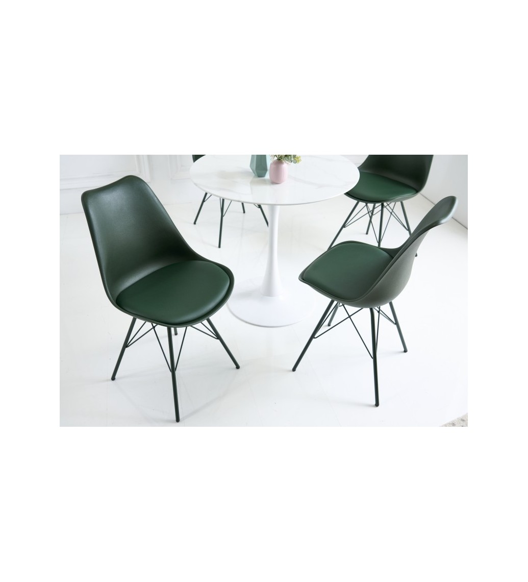 Krzesło RUFO II Scandinavia ciemnozielone do salonu urządzonego w stylu klasycznym, nowoczesnym oraz skandynawskim.