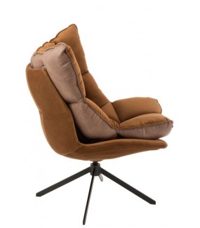Fotel KOASTER brązowy sprawdzi się w stylu modern, nowoczesnym czy industrialnym.