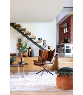 Fotel KOASTER brązowy świetnie zaprezentuje się w salonie czy pokoju