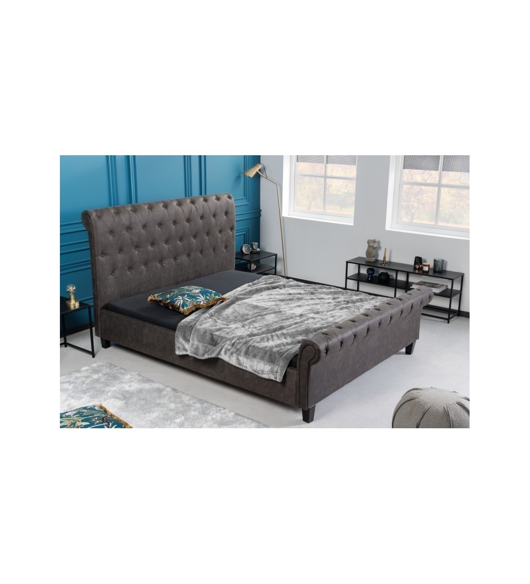 Łóżko MORLAND Kensington  160 cm x 200 cm ciemnoszare do sypialni w stylu Chesterfield.