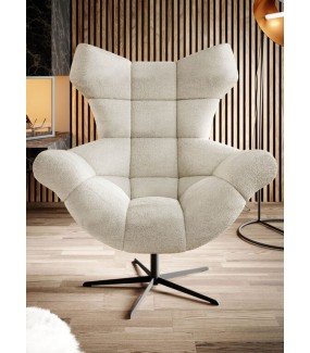 Piękny fotel GRAVIT z funkcją bujania do salonu urządzonego w stylu nowoczesnym oraz klasycznym.