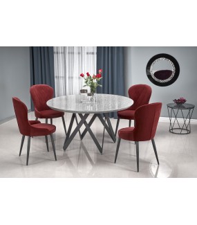 Stół sprawdzi się w aranżacji w stylu klasycznym, nowoczesnym, glamour oraz modern.