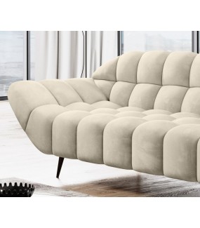 Sofa dwuosobowa MALLOW z wyprofilowanym oparciem idealnie wpisze się do wnętrza salonu.