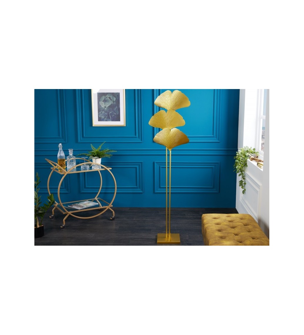 Lampa podłogowa SORIA 160 cm złota do salonu urządzonego w stylu industrialnym.