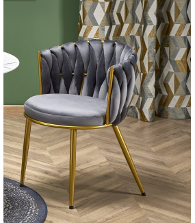 Krzesło NORRA II szare do salonu urządzonego w stylu nowoczesnym.