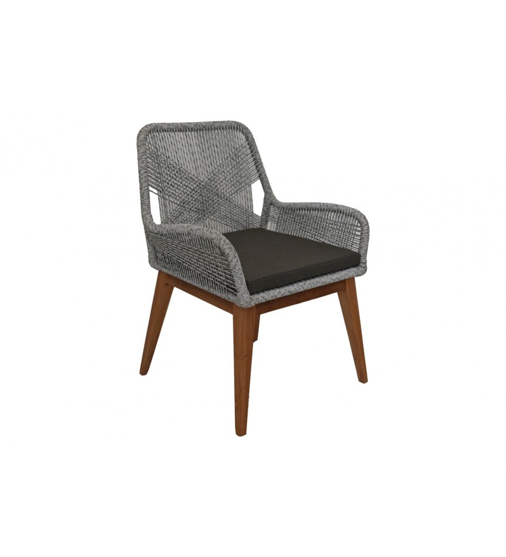 Krzesło COCO to idealnie rozwiązanie do salonu, jadalni oraz kuchni w stylu klasycznym.