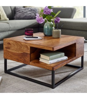 Kwadratowy stolik kawowy GIARRE do salonu w stylu industrialnym, przemysłowym oraz loftowym.