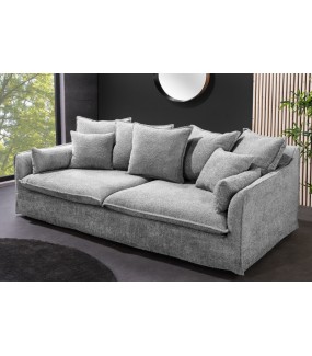 Oryginalna sofa  HEAVENLY do salonu urządzonego w stylu boho oraz eko.