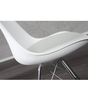 Krzesło Scandinavia NewLook Retro białe