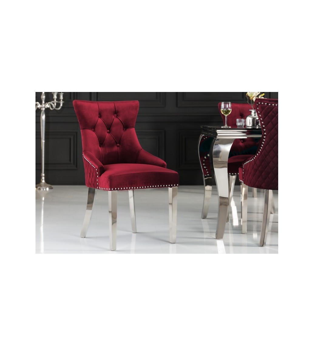 Krzesło OXANA Modern Barock Czerwone do salonu zaaranżowanego w barokowym stylu.  Będzie pięknie wyglądał w nowoczesnej jadalni.