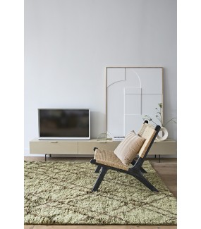Stolik pod TV TAKLA MAKAN 167 cm Piaskowy do salonu, pokoju dziennego w stylu nowoczesnym, skandynawskim