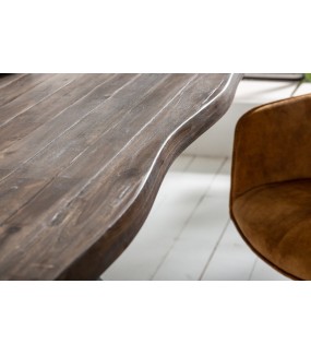 Stół GENESIS VINTAGE 160 cm akacja brązowy idealny do jadalni w stylu vintage. Sprawdzi się w kuchni w stylu industrialnym.