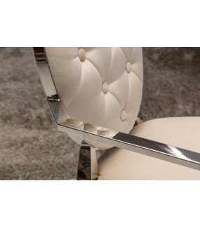 Krzesło VIENNA z podłokietnikami beżowe idealne do salonu lub jadalni w stylu glamour.