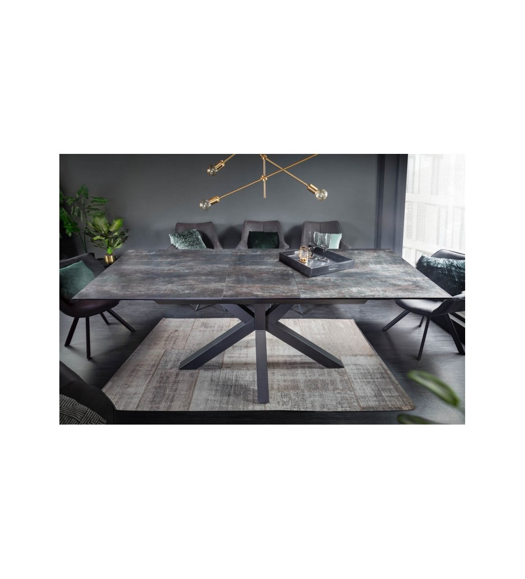 Rozkładany ceramiczny stół JUKON w odcieniu antracytowym to idealne rozwiązanie do jadalni w stylu industrialnym.
