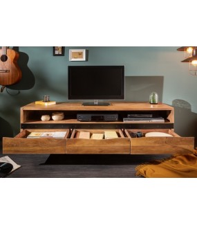 Piękny stolik pod TV z trzema szufladami i otwartą półką będzie idealny do pokoju w stylu klasycznym.