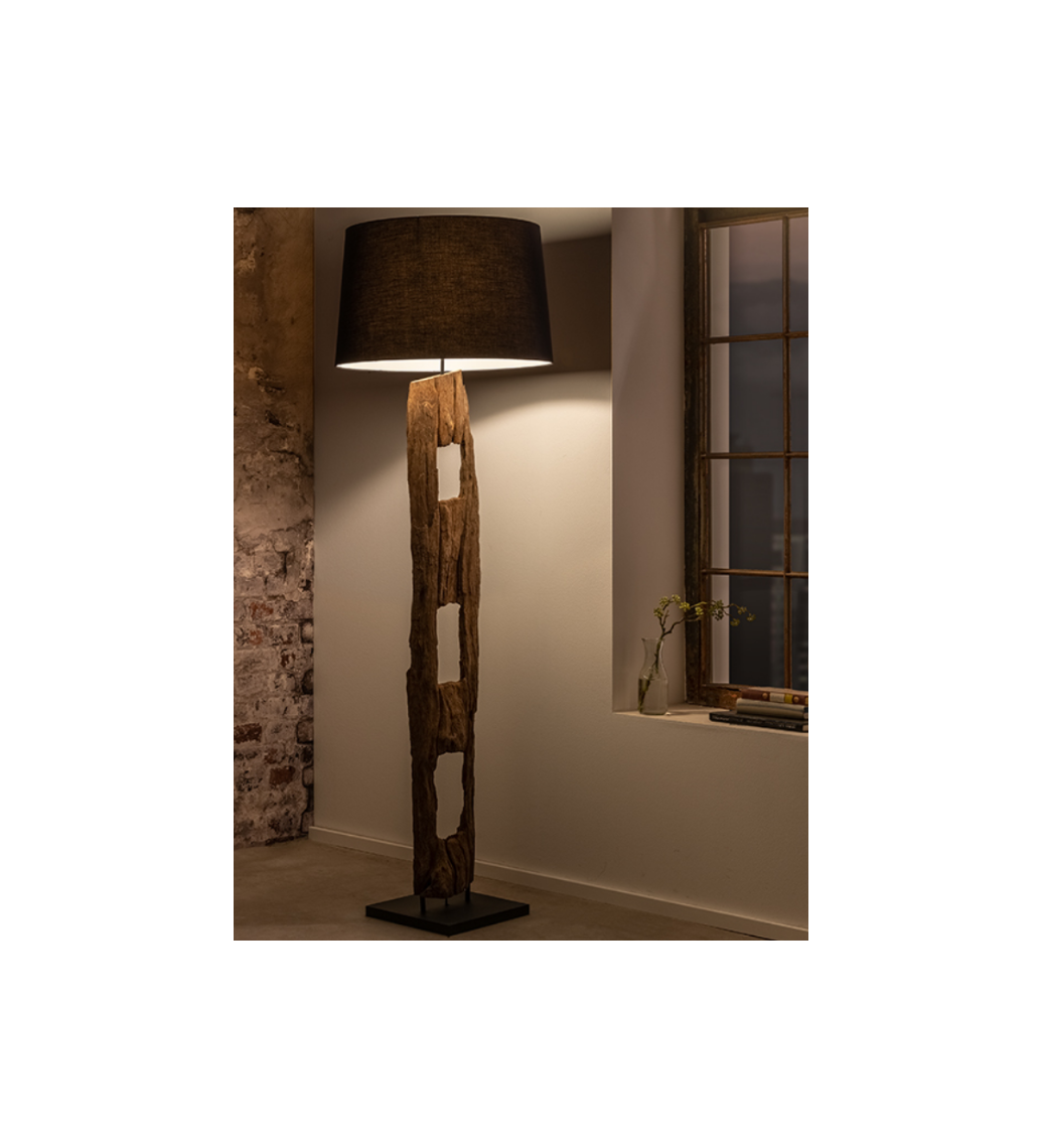 Lampa podłogowa BARRACUDA 177 cm idealna do salonu w stylu eko. Sprawdzi się w surowym industrialnym pokoju.